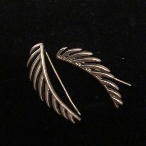 Stella Dot Ear Crawler